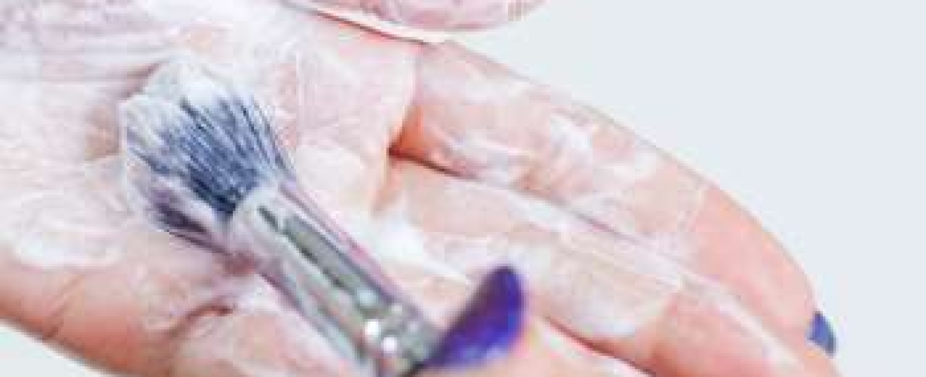 Nettoyer ses pinceaux à maquillage